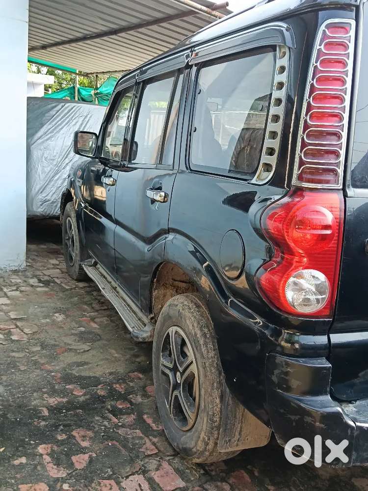 Mahindra Scorpio Classic Diesel 2011