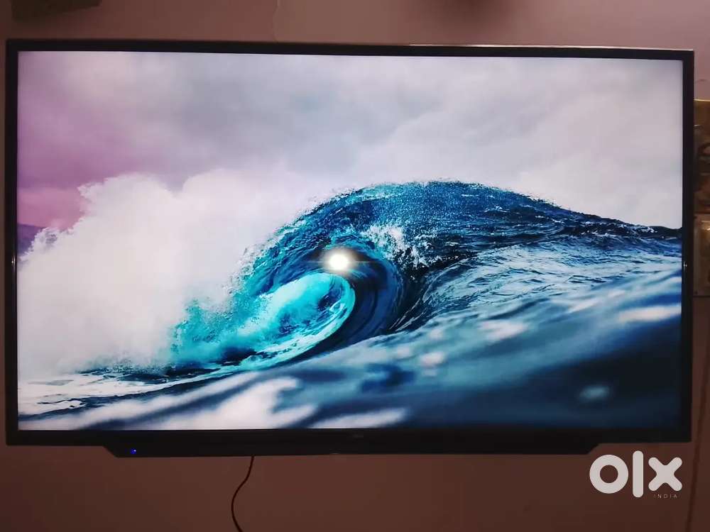 PHX Smart TV 52 Inches