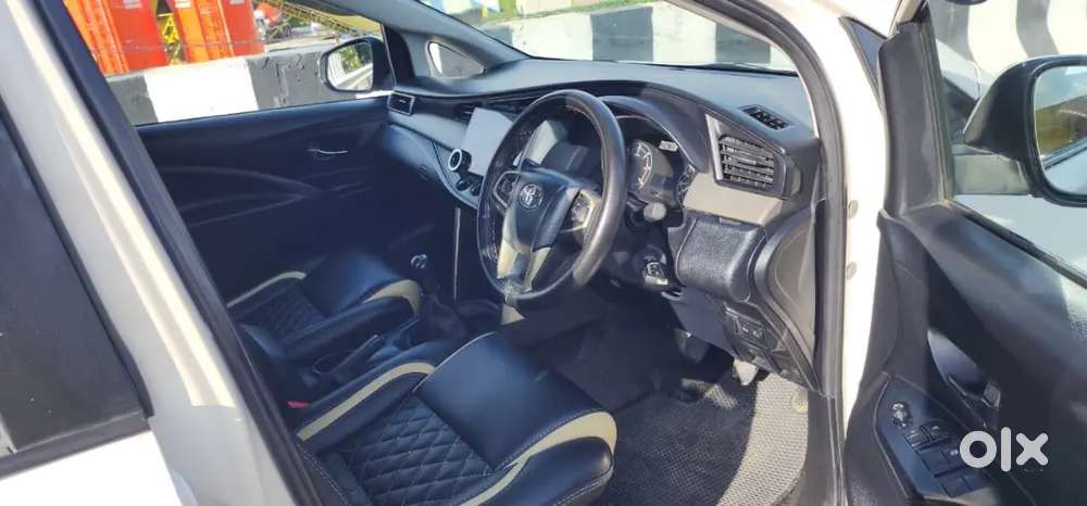 Toyota Innova Crysta 2018