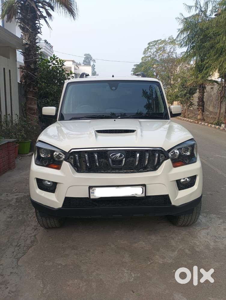 Mahindra Scorpio S10 7 Seater, 2015, Diesel
