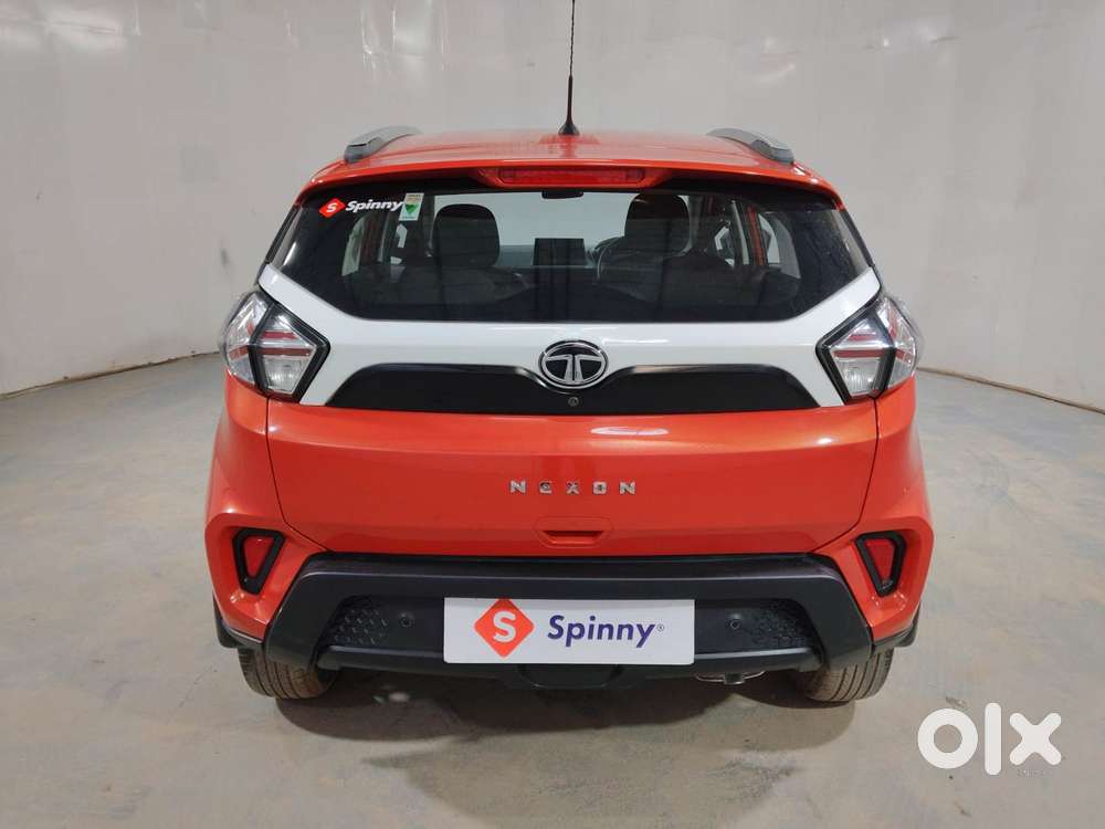 Tata Nexon 1.2 Revotron Xma Amt (s), 2022, Petrol