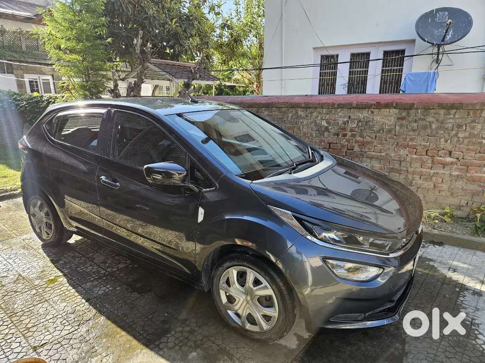 Tata Altroz Xt 1.2 , Bs6 , Petrol Manual  1st Owner  32,000 Km