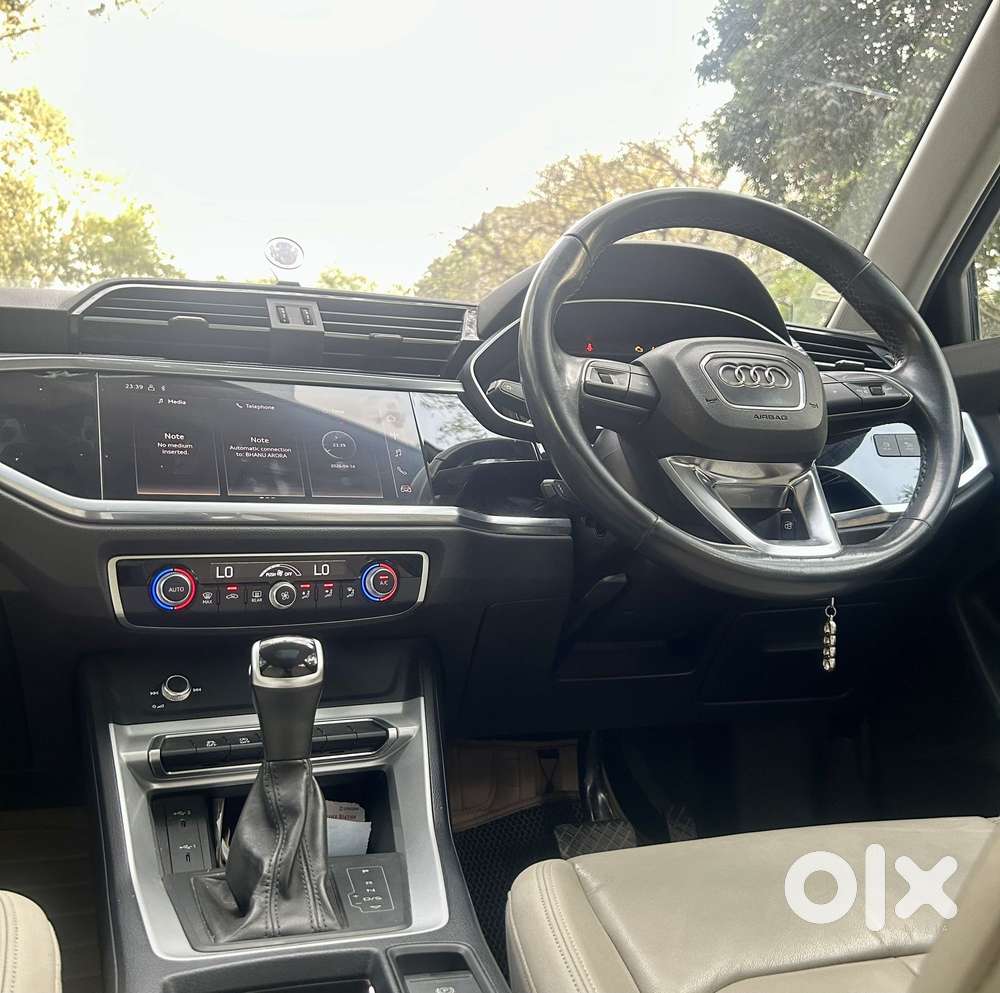 Audi Q3 40 Tfsi Premium Plus, 2023, Petrol