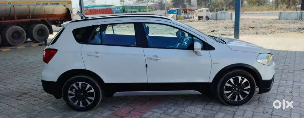 92000 Km  Driven Company Condition 
Insurance Running