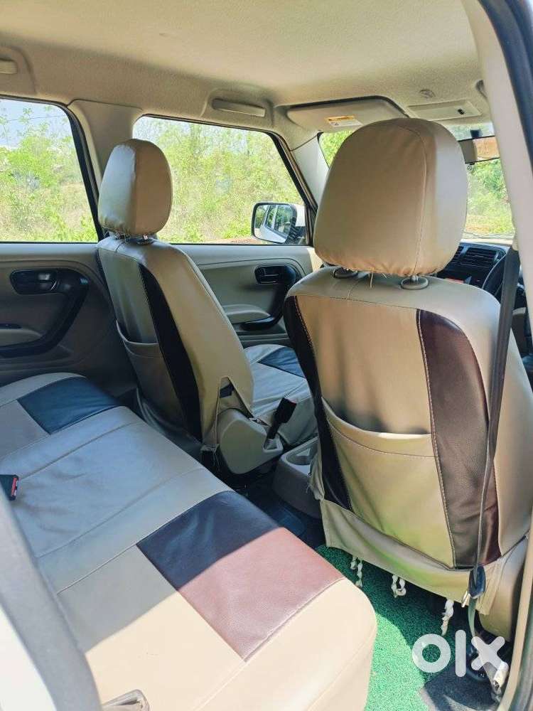 Mahindra Tuv 300 T6 Plus Amt, 2016, Diesel