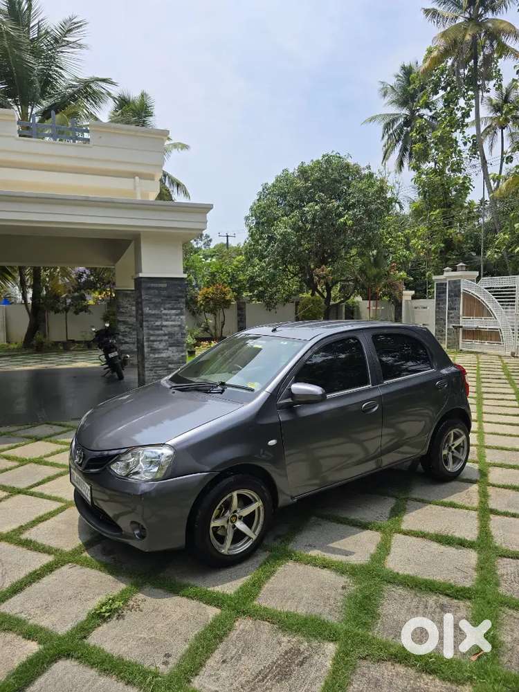 Toyota Etios Liva 2015 Diesel 185000 Km Driven
