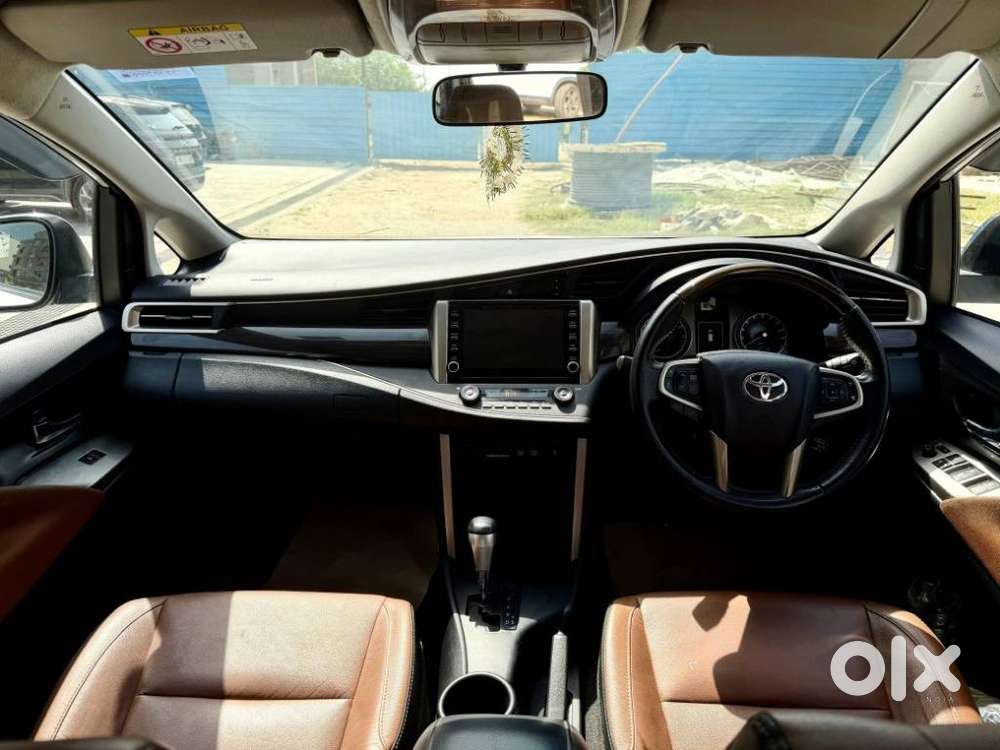 Toyota Innova Crysta [2020-ongoing] 2.7 Zx At 7 Str, 2022, Petrol