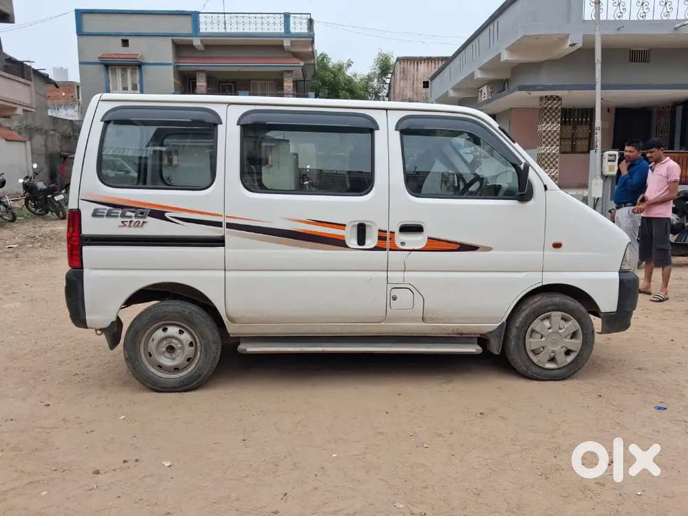 Maruti Suzuki Eeco Smiles 2022