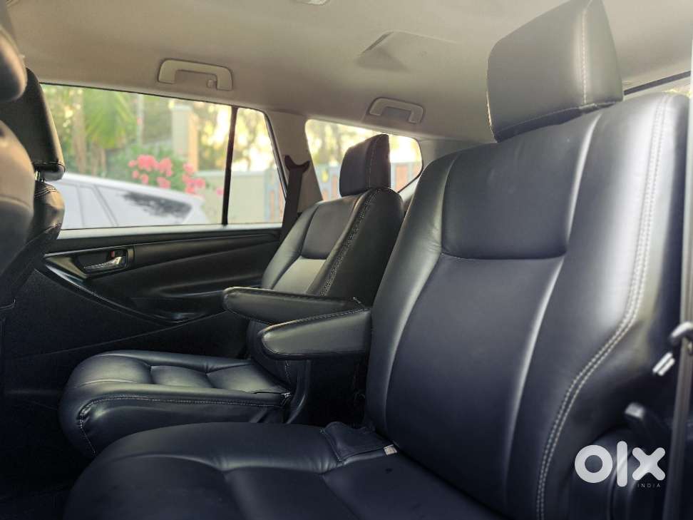 Toyota Innova Crysta [2020-ongoing] 2.4 Gx At 7 Str, 2021, Diesel