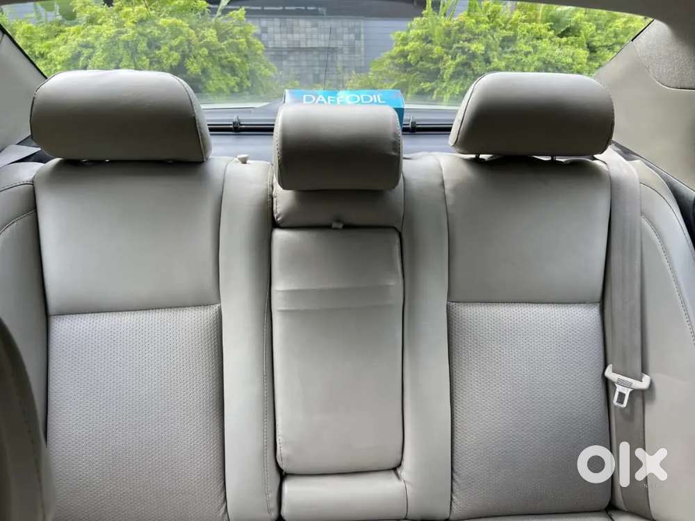 Toyota Corolla Altis 2011 Cng & Hybrids 99800 Km Driven