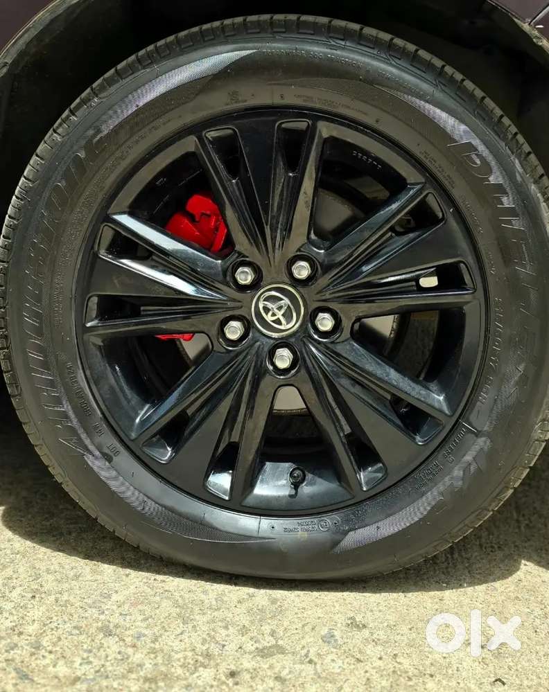 2016 Toyota Innova Crysta