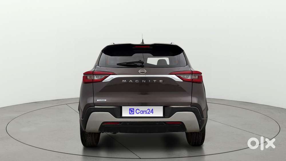 Nissan Magnite 1.0 Xv Turbo Cvt, 2022, Petrol
