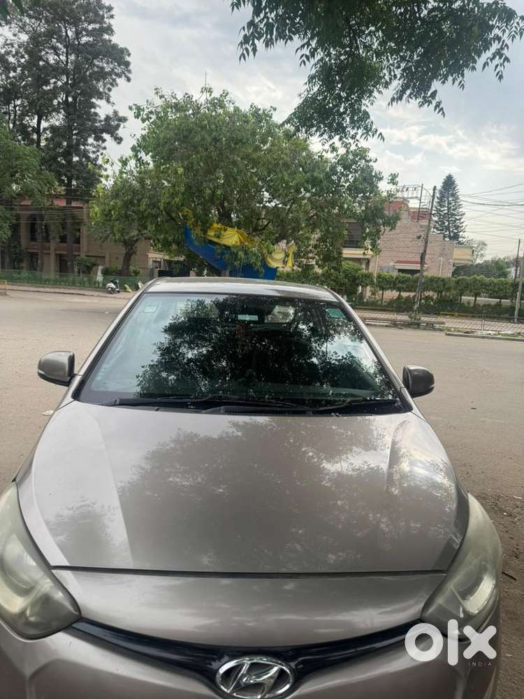 Hyundai I20 2013 Diesel 129000 Km Driven