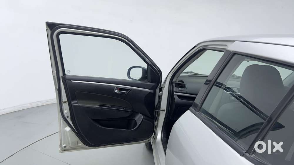 Maruti Suzuki Swift Vvt Vxi, 2014, Petrol