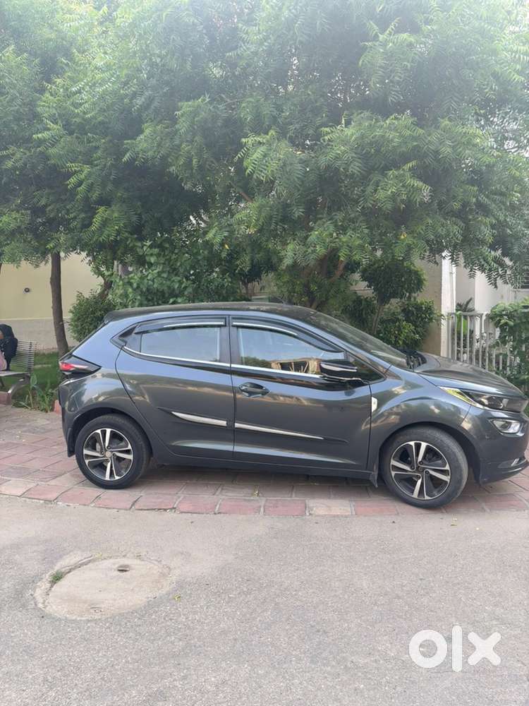 Tata Altroz Petrol 2021
