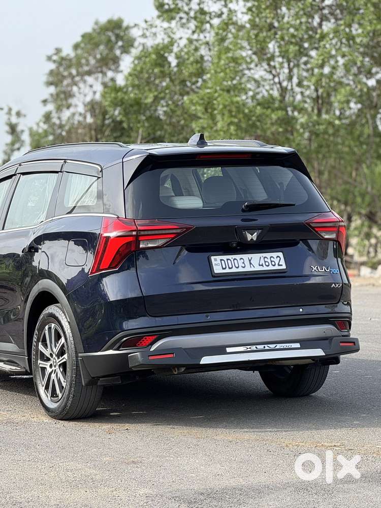 Mahindra Xuv700 2.0 Ax 7 Petrol At Str, 2022, Petrol