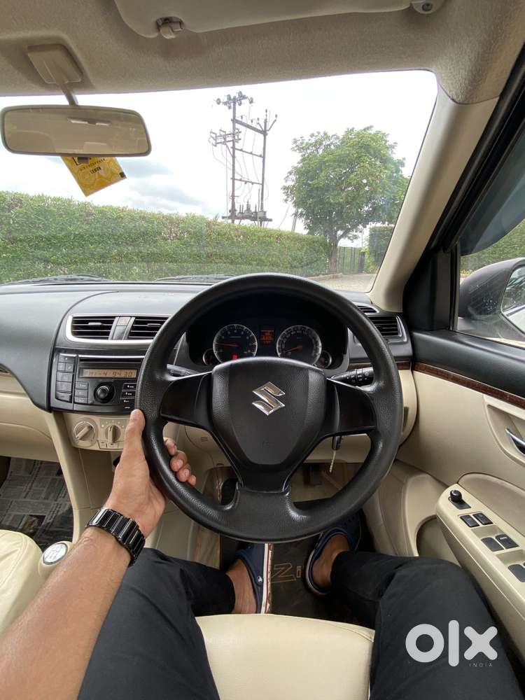 Maruti Suzuki Swift Dzire 1.2 Vxi Bsiv, 2014, Petrol