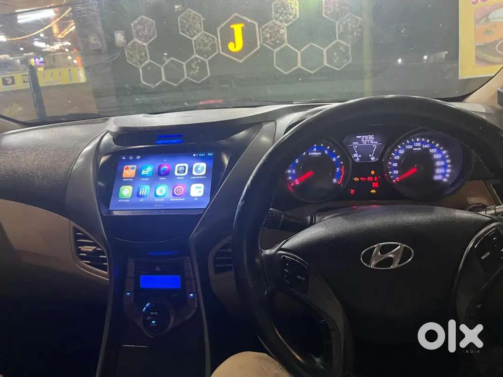Hyundai Elantra 2013 Petrol Well Maintained