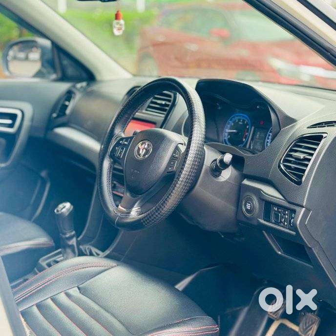 Toyota Urban Cruiser Cruiser Premium, 2021, Petrol