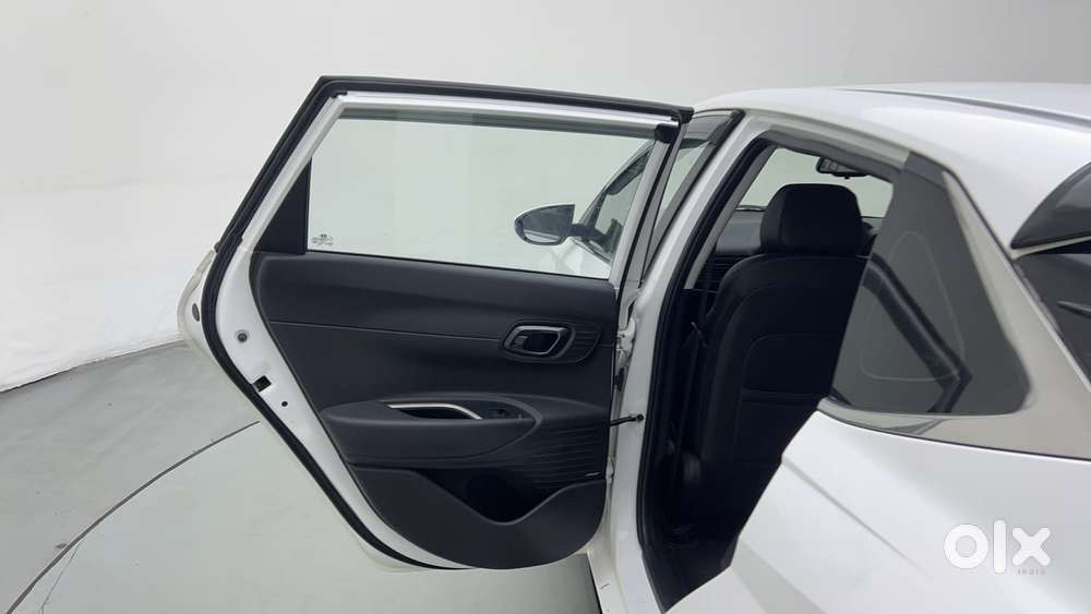 Hyundai New I20 1.0 Asta (o) Turbo Dct, 2023, Petrol