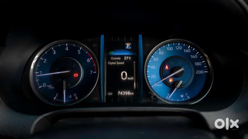 Toyota Fortuner 4x2 At 2.7 Petrol, 2022, Petrol