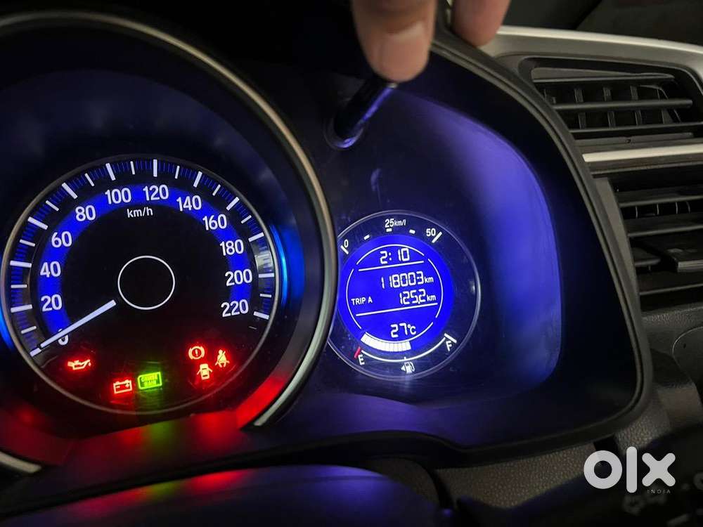 Honda Wr-v 2018 Dec,diesel, Well Maintained.