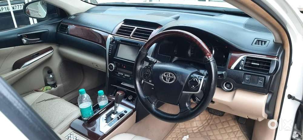 Toyota Camry 2.5 G, 2012, Petrol