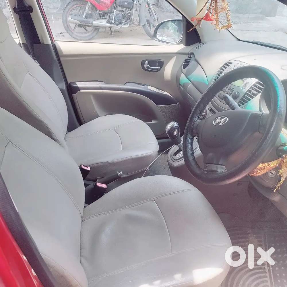 Hyundai I10 Sportz At 2011 Model