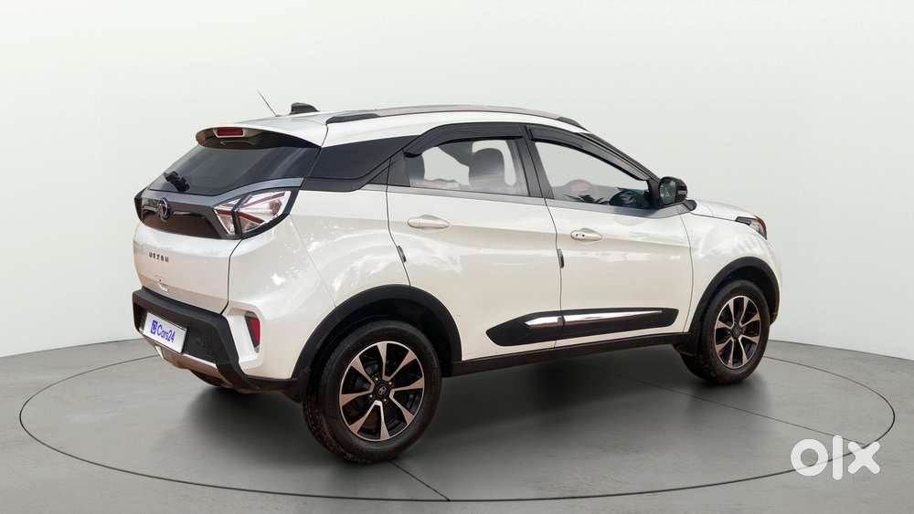 Tata Nexon 1.2 Revotron Xza Plus Premium, 2021, Petrol