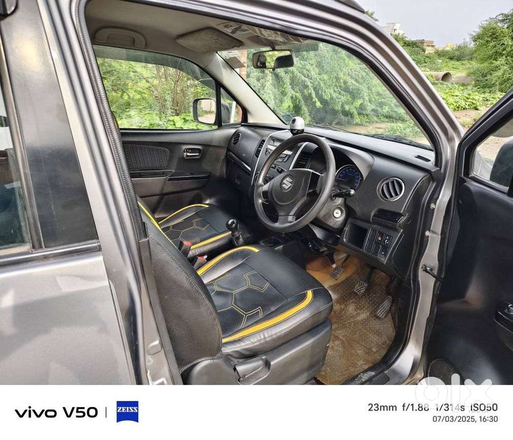 Maruti Suzuki Wagon R Stingray Amt Vxi Optional, 2015, Petrol
