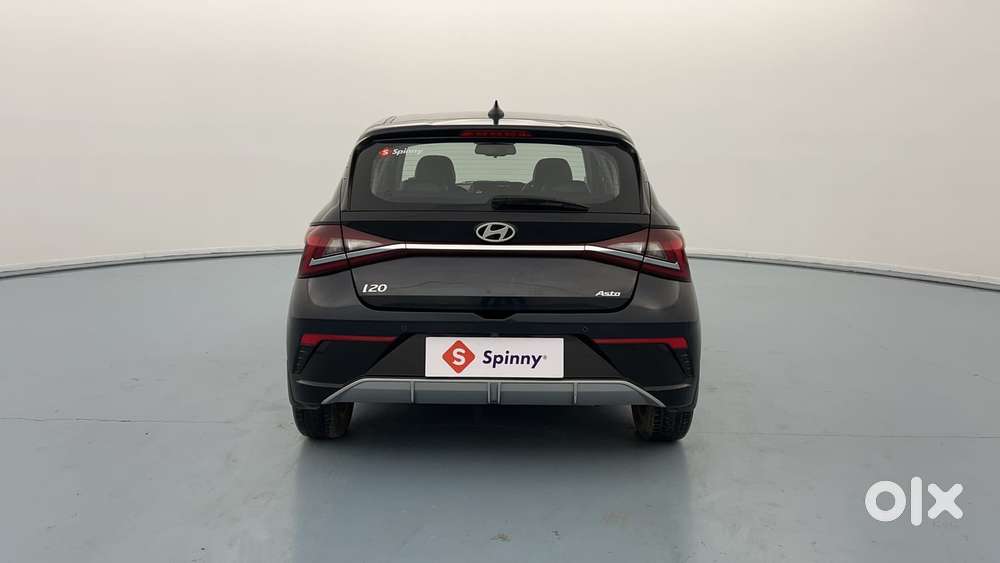 Hyundai I20 Asta (o) 1.2 Mt, 2023, Petrol