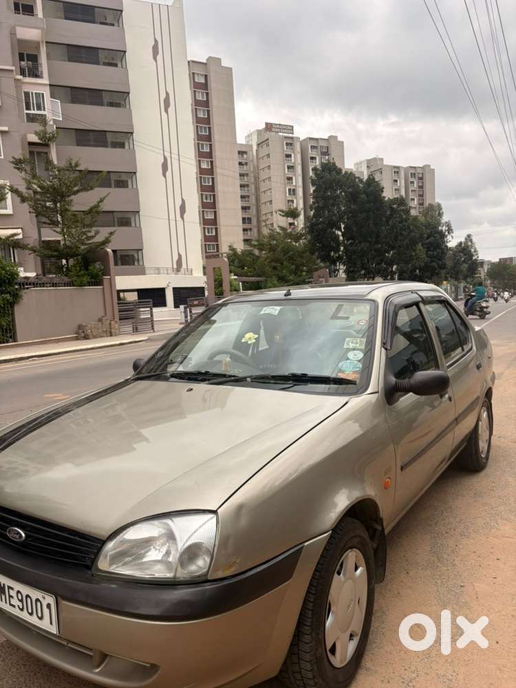 Ford Ikon 2002 Petrol