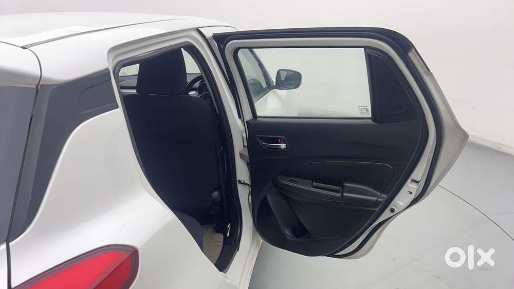 Maruti Suzuki Swift Vvt Vxi, 2022, Petrol