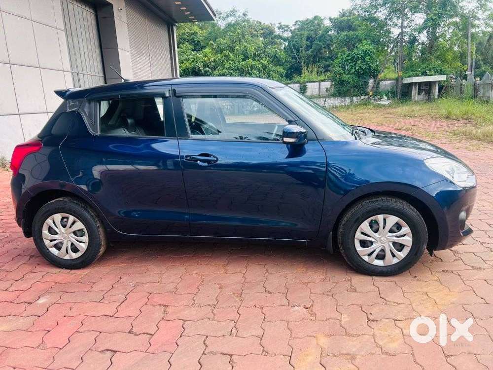 Maruti Suzuki Swift Vxi + Manual, 2020, Petrol