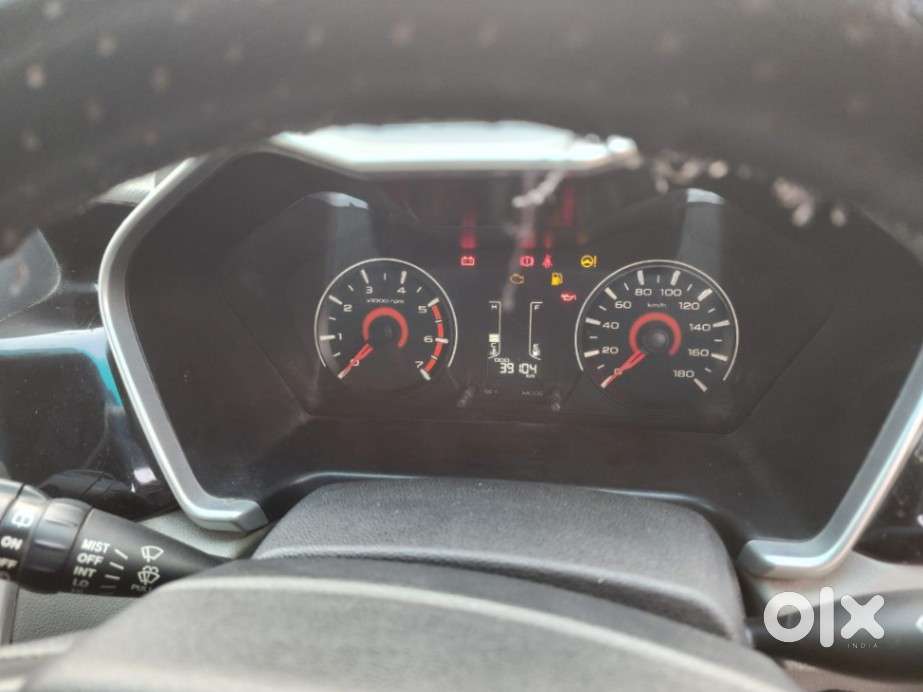 Mahindra Kuv 100 2016-2017 Mfalcon G80 K6, 2016, Petrol