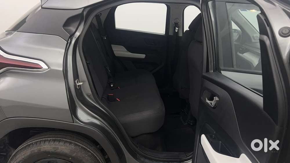 Tata Punch Pure, 2025, Petrol