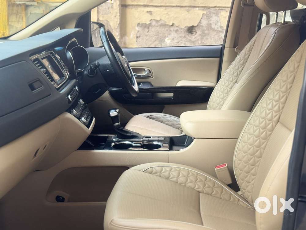 Kia Carnival Limousine Plus 7 Str, 2022, Diesel