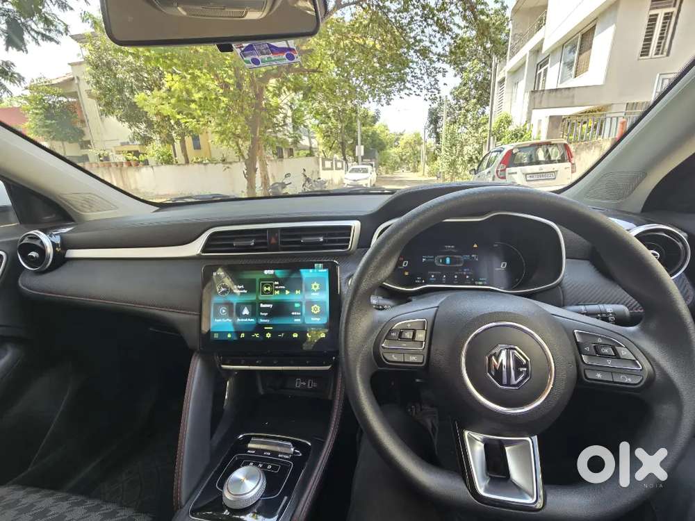 Mg Zs Ev 2025 Electric 10000 Km Driven