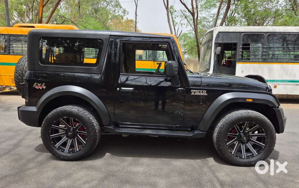 Mahindra Thar Lx Convertible Top Petrol At 4wd, 2021, Petrol