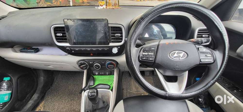 Hyundai Venue S (o) 1.2 Petrol Knight Edition, 2025, Petrol