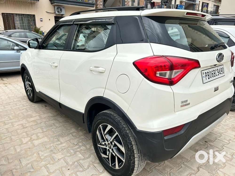Mahindra Xuv300 2022 Petrol Well Maintained
