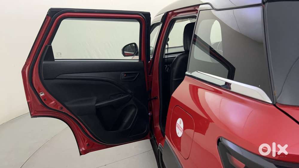 Maruti Suzuki Brezza Vxi At, 2022, Petrol