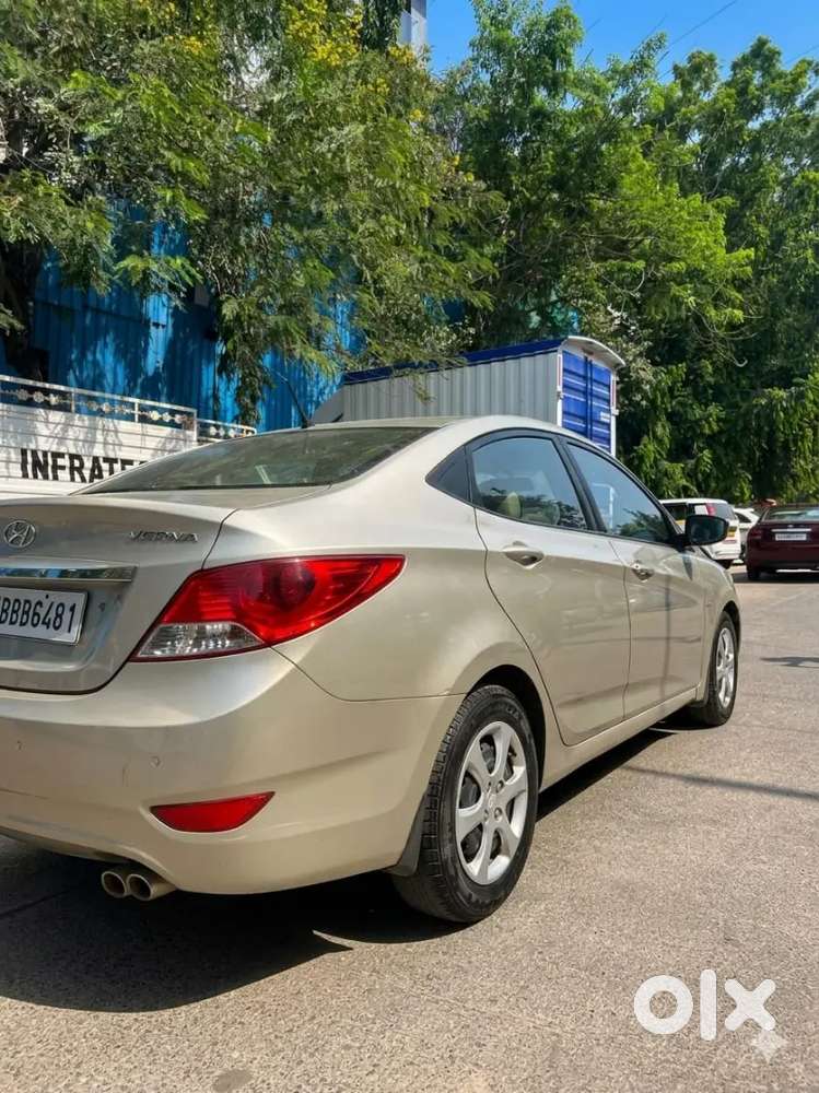 Hyundai Verna 2012 Petrol 75000 Km Driven