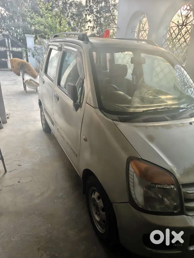 Wagnor  Silver Color