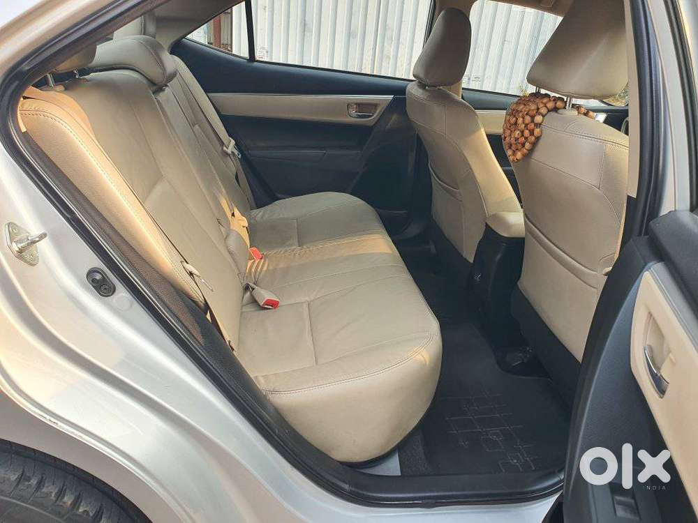Toyota Corolla Altis Vl At, 2015, Petrol
