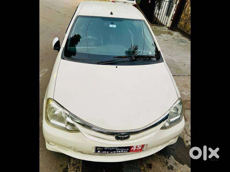 Toyota Etios Liva G Xclusive Edition, 2012, Petrol