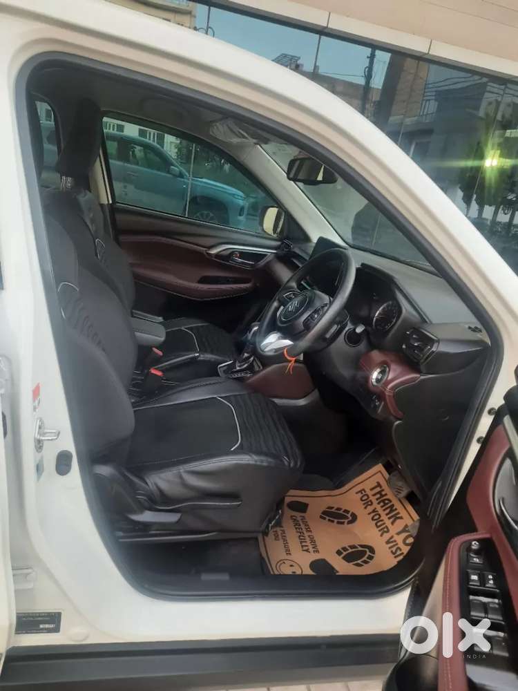 Maruti Suzuki Grand Vitara, 2025, Petrol