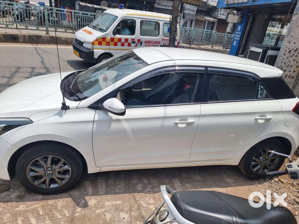 Hyundai I20 Sportz 1.2 Bs-iv, 2019, Petrol