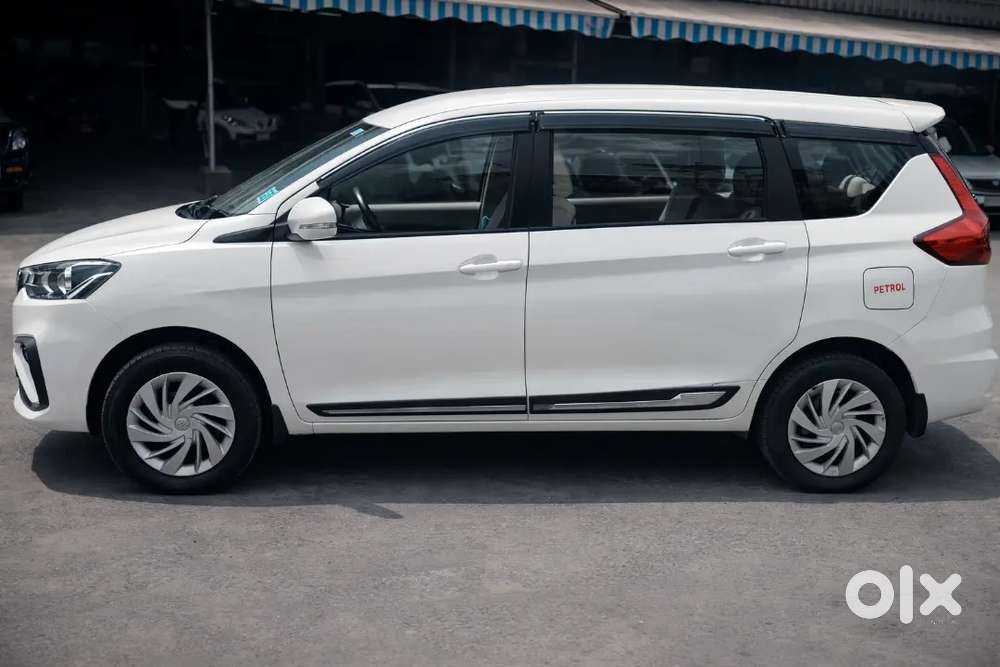 Maruti Suzuki Ertiga 2022 Petrol Automatic Excellent Condition
