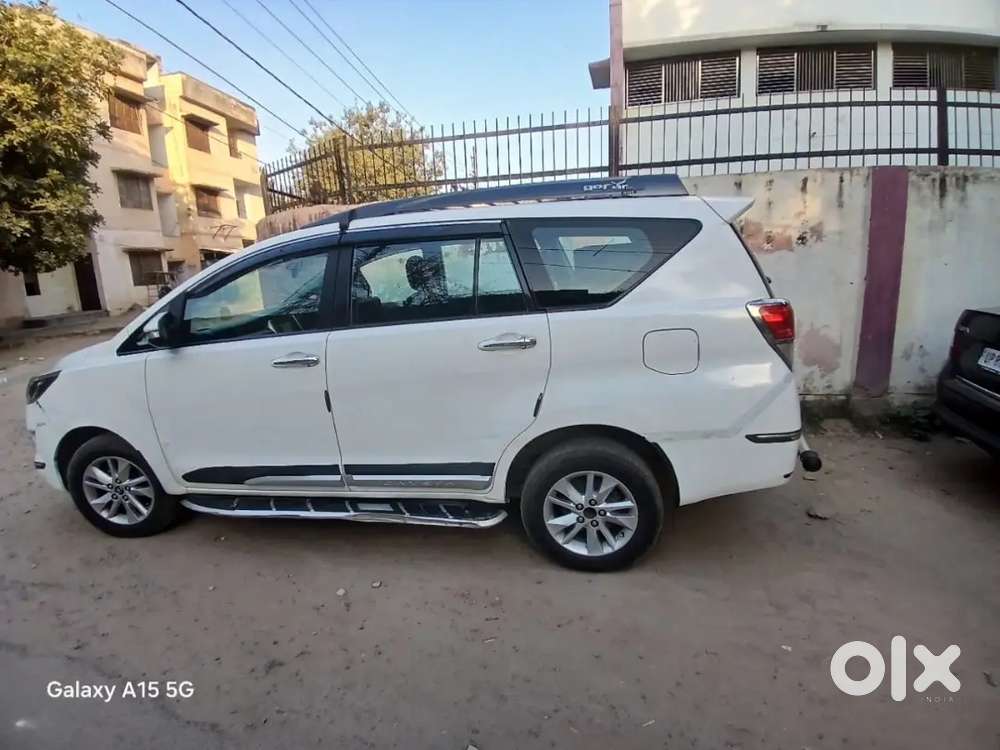 Toyota Innova Crysta 2017